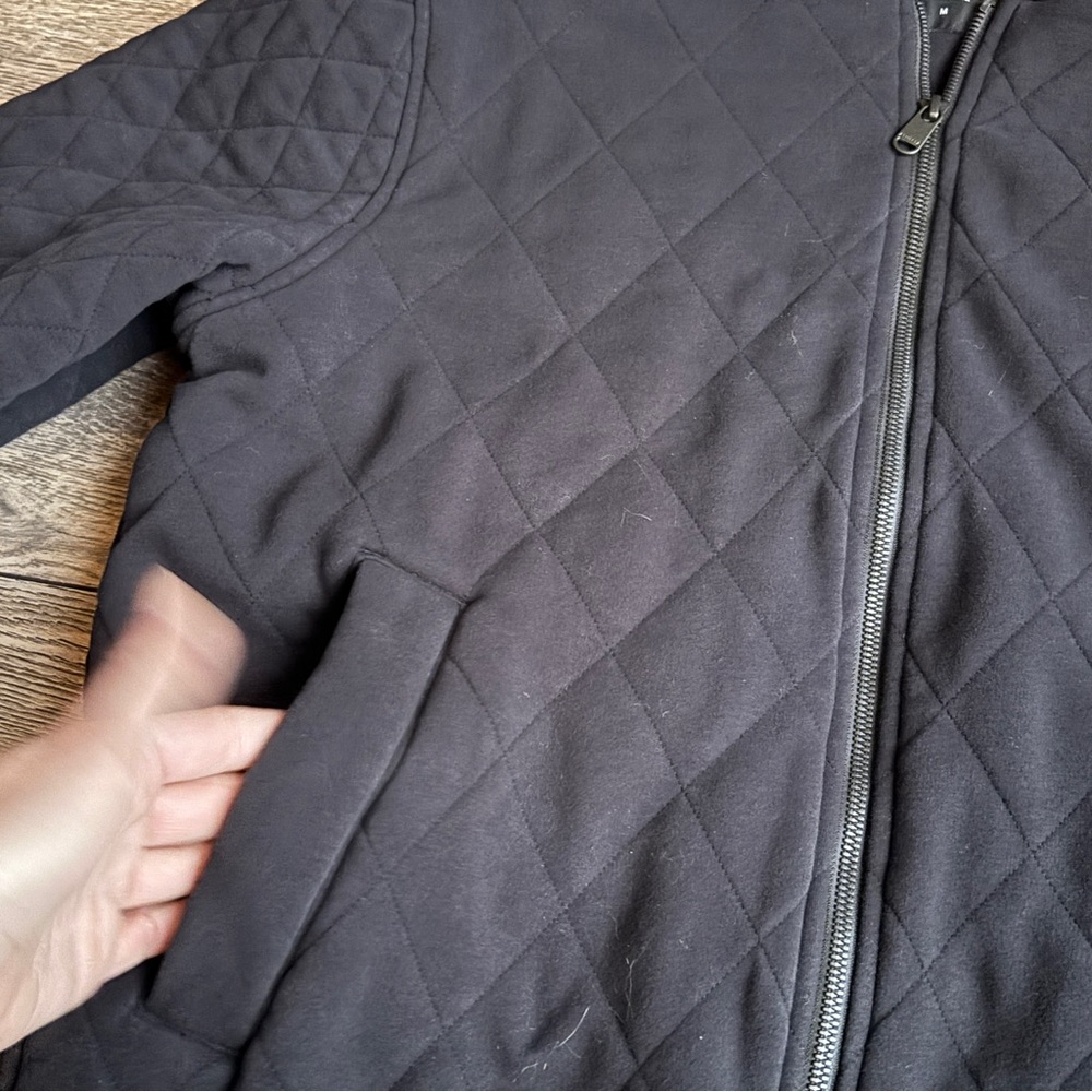 Athleta Retroplush Bomber Jacket Coat Black Pockets Zippers sz M style 464625 - Picture 8 of 16
